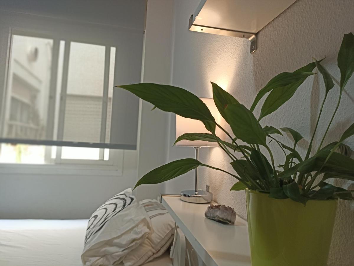 Confortable Habitacion Centrica En Piso Privado Apartment Malaga Bagian luar foto