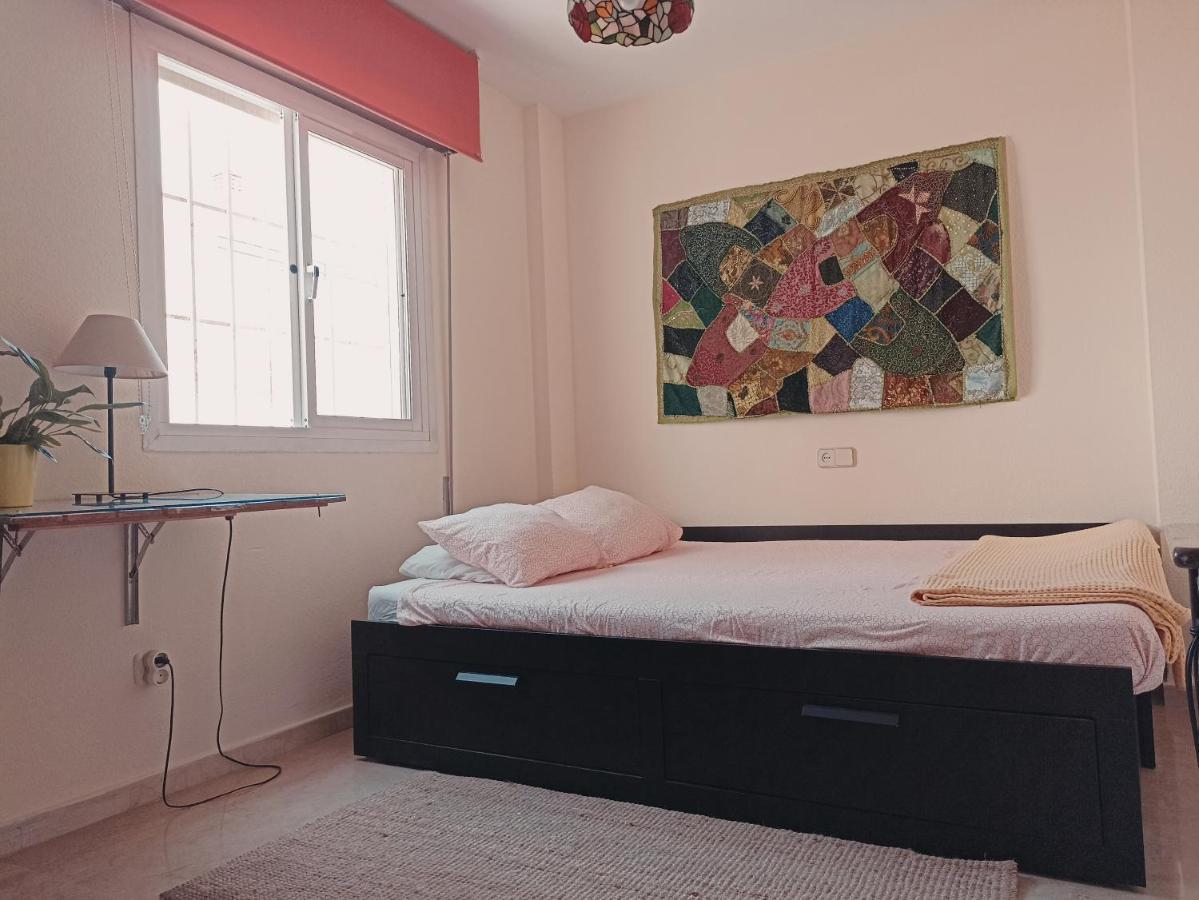 Confortable Habitacion Centrica En Piso Privado Apartment Malaga Bagian luar foto