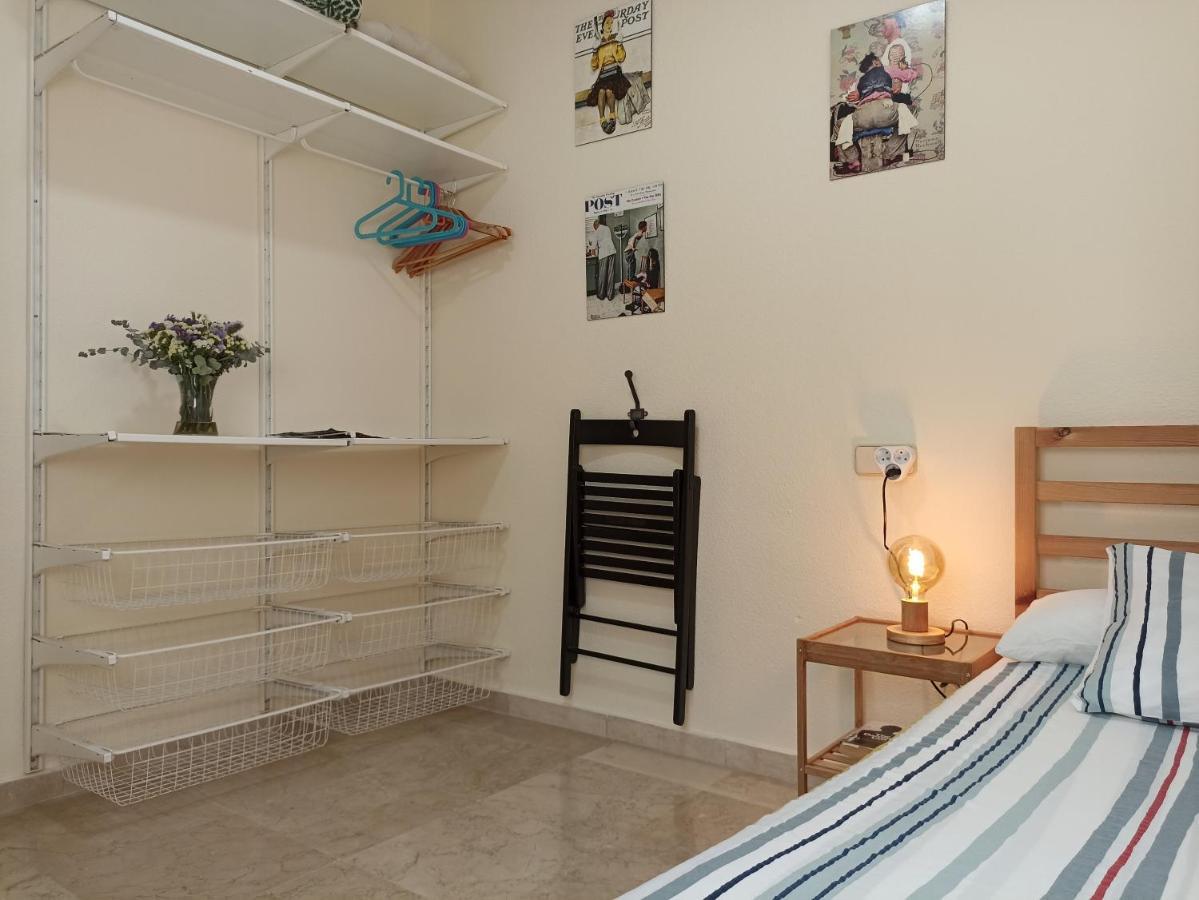 Confortable Habitacion Centrica En Piso Privado Apartment Malaga Bagian luar foto