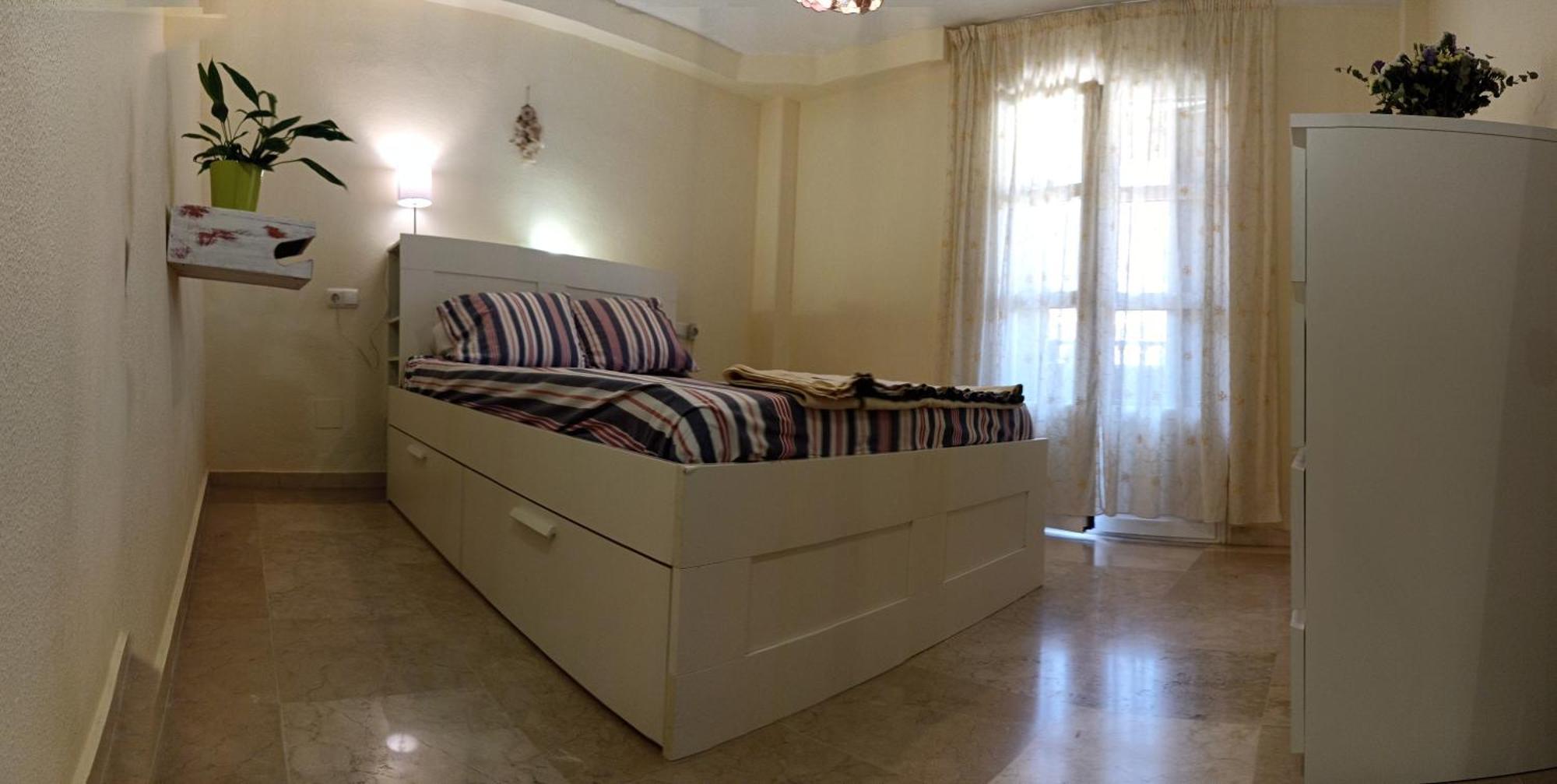 Confortable Habitacion Centrica En Piso Privado Apartment Malaga Bagian luar foto